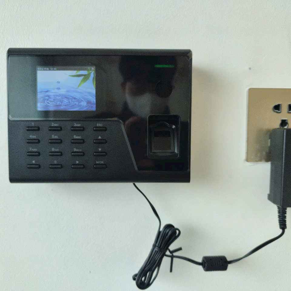 Máy chấm công Ronald Jack S88 ( có wifi + Pin lưu điện ) Máy chấm công Ronald Jack S88 ( có wifi + Pin lưu điện )